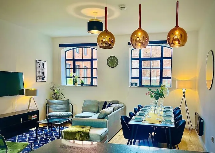 Twilight House -Wyndale Living- B'Ham Jq Townhouse